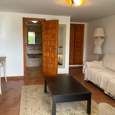 3 Bedroom With Beautiful Sea View