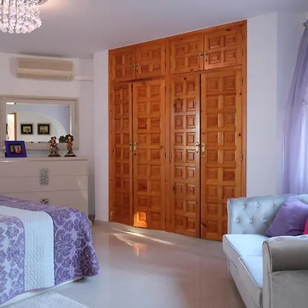 3 Bedroom With Beautiful Sea View Villa *