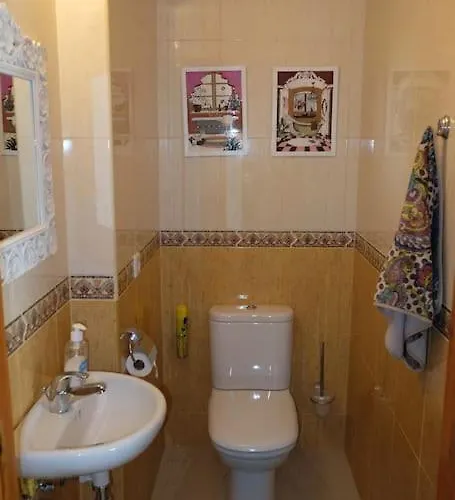 3 Bedroom With Beautiful Sea View *